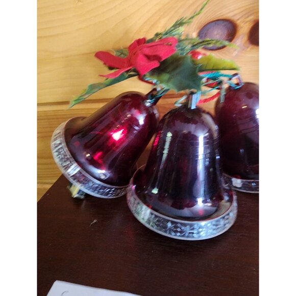 Vintage Carolites Bells of Noel Musical Lighted 3-Bell Cluster Christmas Read - Picture 13 of 16